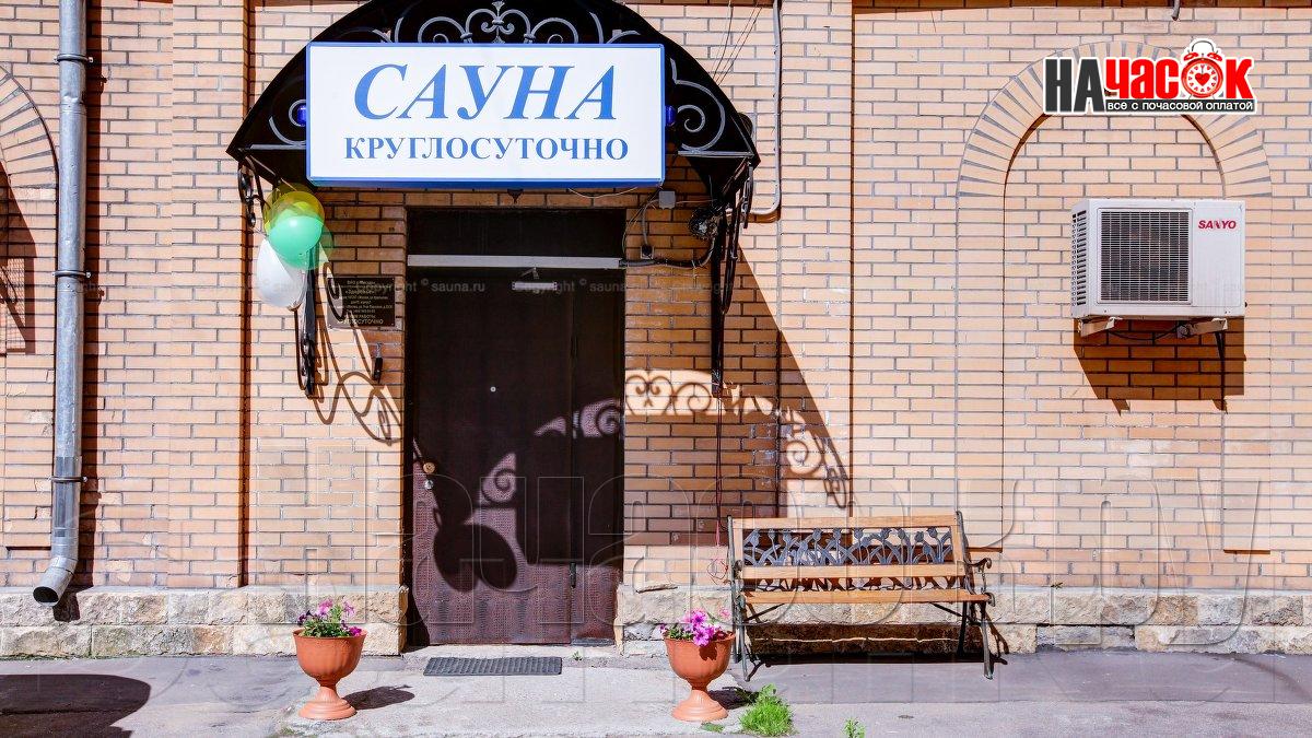 Зал с бассейном