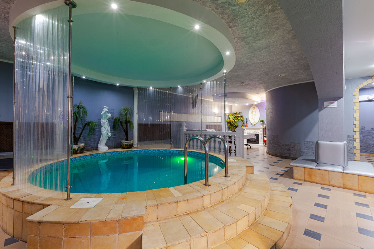 Большой зал