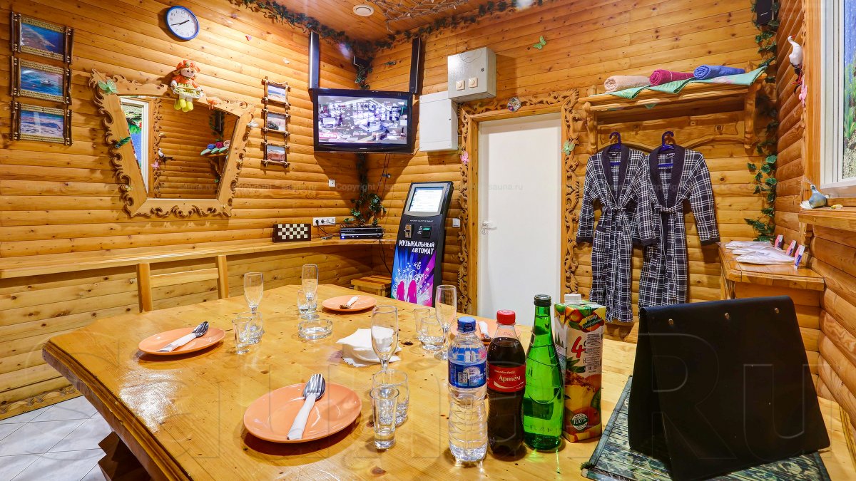 Основной зал