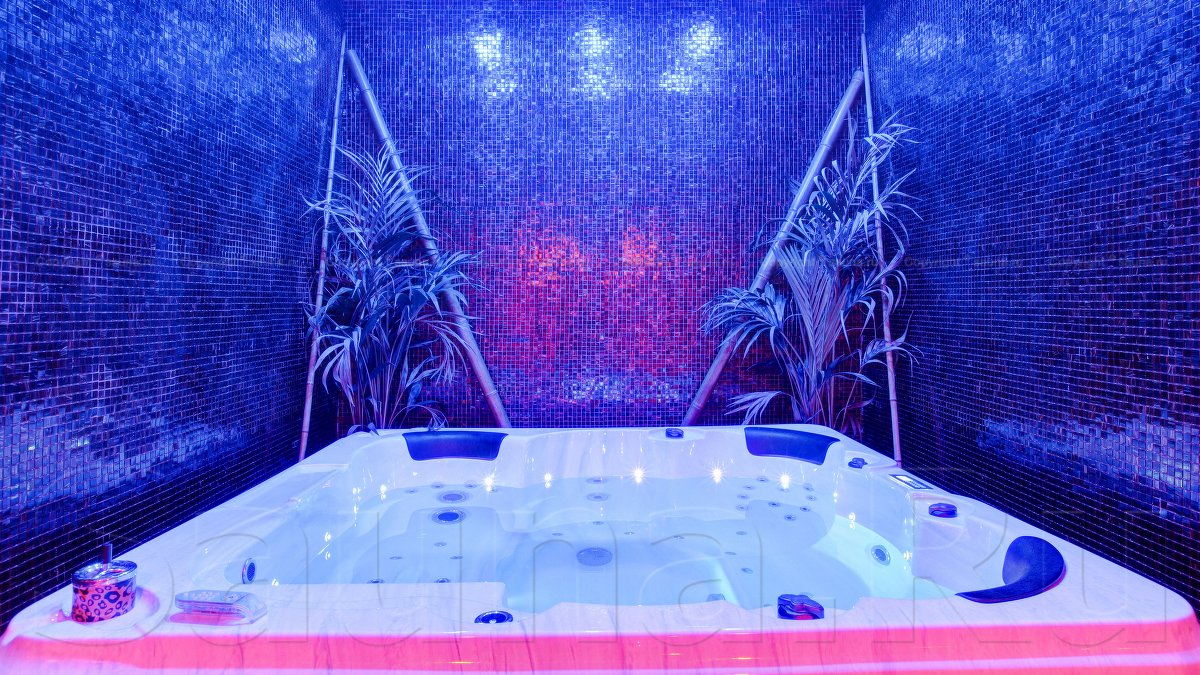 Основной зал
